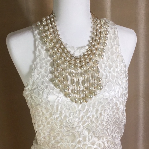 🆕NWT Daisy White Crochet/Macrame Long Maxi Formal Side Cut Out Dress, Jr. L - Picture 3 of 8